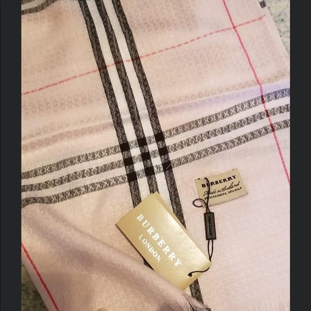 Burberry scarf